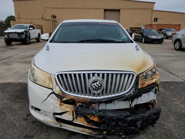 1G4GA5ER9CF173190 - 2012 BUICK LACROSSE WHITE photo 5