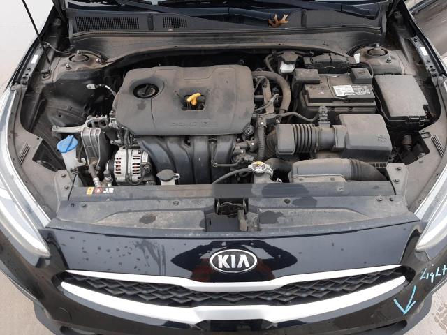 3KPF24AD5KE105740 - 2019 KIA FORTE FE BLACK photo 11