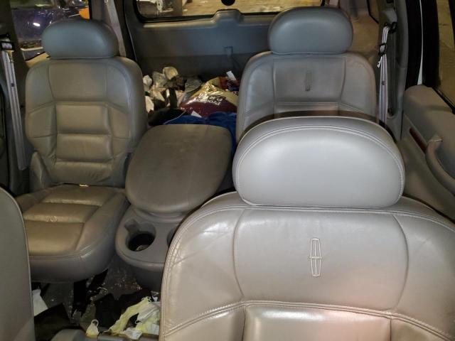 5LMEU27A4YLJ21637 - 2000 LINCOLN NAVIGATOR თეთრი ფოტო 10