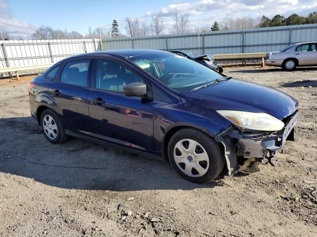 1FAHP3E20CL117676 - 2012 FORD FOCUS S BLUE photo 4