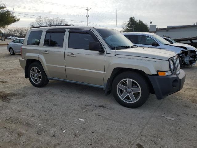 1J4NF2GB2AD518798 - 2010 JEEP PATRIOT SPORT TAN photo 4