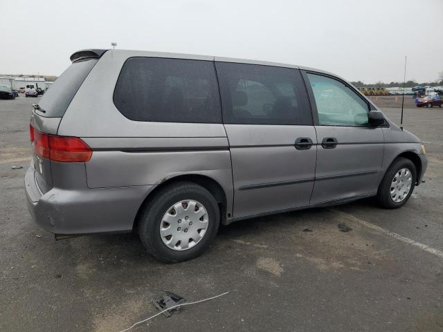 2HKRL1858YH618962 - 2000 HONDA ODYSSEY LX GRAY photo 3