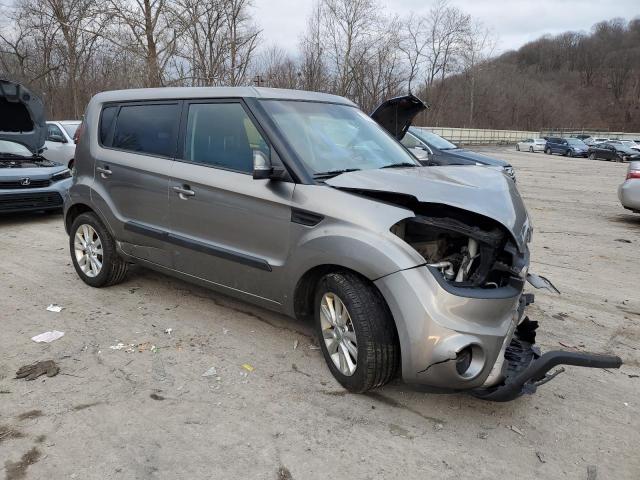 KNDJT2A63D7497603 - 2013 KIA SOUL + GRAY photo 4