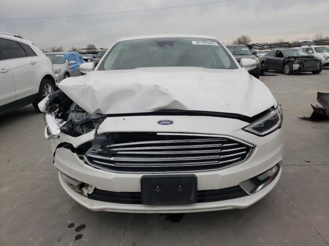 3FA6P0H9XHR397338 - 2017 FORD FUSION SE WHITE photo 5