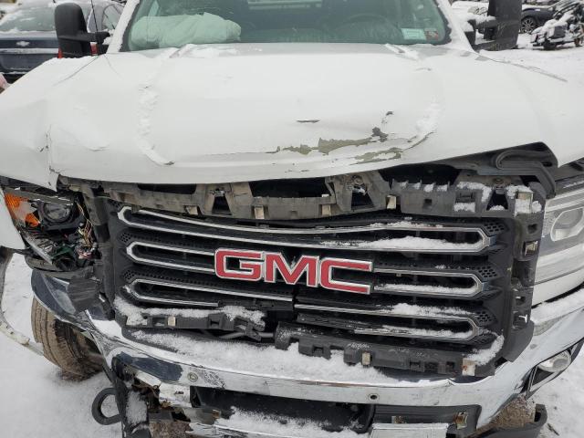 1GT423C81FF112035 - 2015 GMC SIERRA K3500 SLT WHITE photo 11