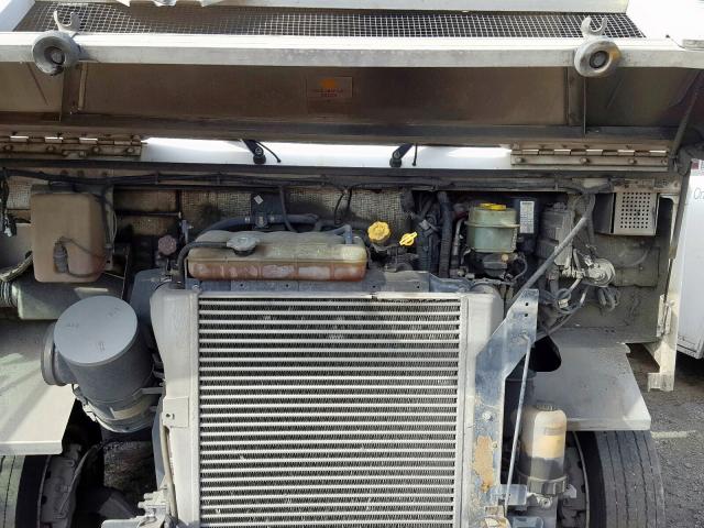 4UZABMBW66CW23343 - 2006 FREIGHTLINER CHASSIS M LINE WALK-IN VAN  photo 7