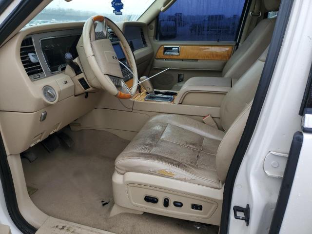 5LMFU27548LJ16381 - 2008 LINCOLN NAVIGATOR WHITE photo 7