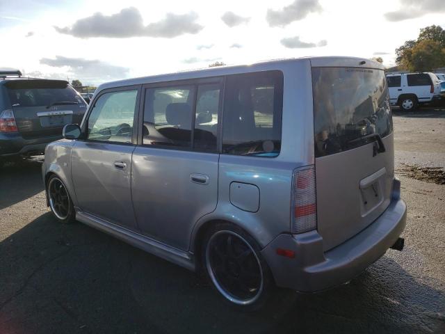 JTLKT324164073059 - 2006 SCION XB XB GRAY photo 2