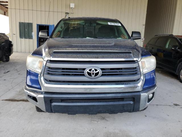 5TFRY5F13FX182127 - 2015 TOYOTA TUNDRA DOUBLE CAB SR/SR5 BLUE photo 5