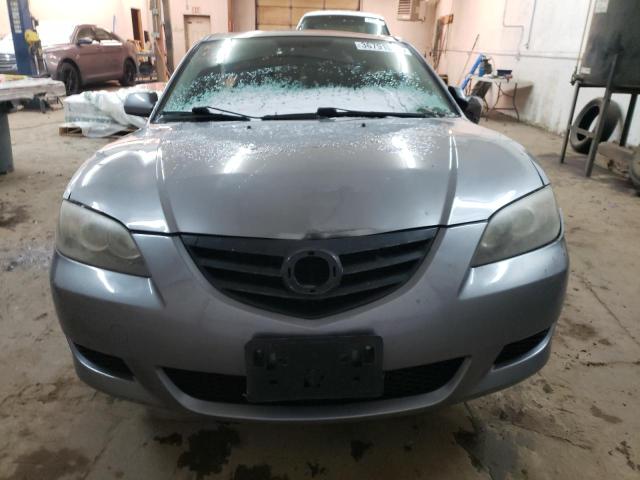 JM1BK12F851345577 - 2005 MAZDA 3 I GRAY photo 5