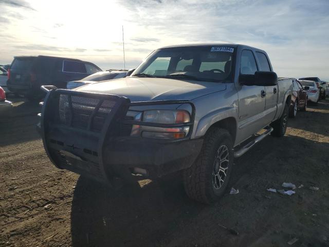 1GTGK23UX4F165690 - 2004 GMC SIERRA K2500 CREW CAB SILVER photo 1