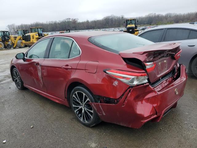 4T1B11HKXJU616358 - 2018 TOYOTA CAMRY L RED photo 2