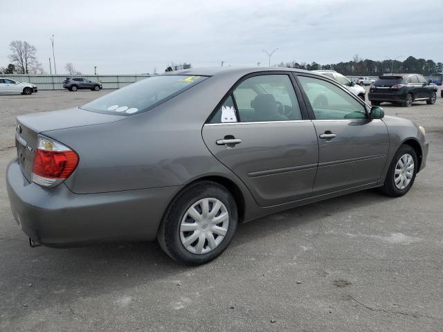 4T1BE32K05U590125 - 2005 TOYOTA CAMRY LE GRAY photo 3