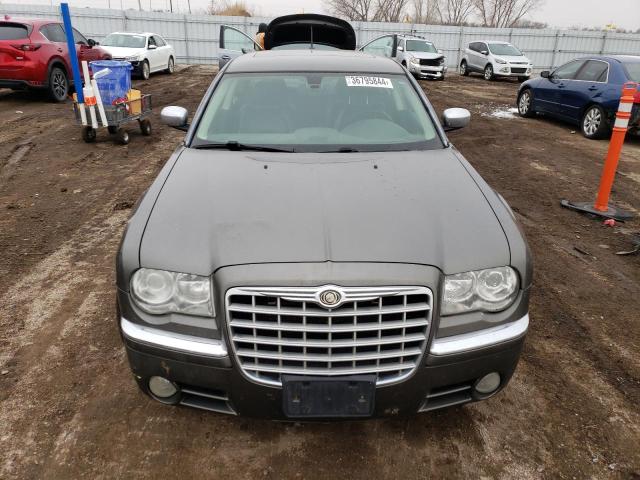 2C3KA63H18H295003 - 2008 CHRYSLER 300C GRAY photo 5