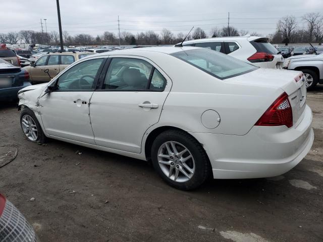 3FAHP0GA2AR420847 - 2010 FORD FUSION S WHITE photo 2