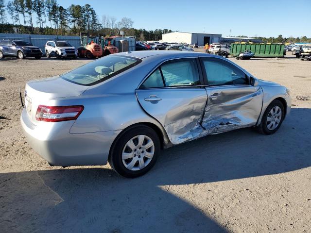 4T1BF3EK4AU533557 - 2010 TOYOTA CAMRY BASE SILVER photo 3