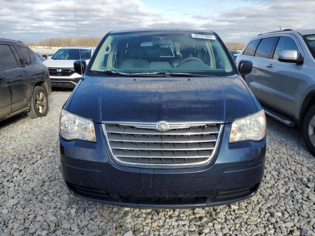 2A8HR44E29R529967 - 2009 CHRYSLER TOWN & COU LX BLUE photo 5