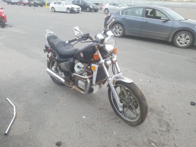 JH2RC110XDM007000 - 1983 HONDA CX650 C  ფოტო 1