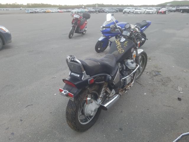 JH2RC110XDM007000 - 1983 HONDA CX650 C  ფოტო 4