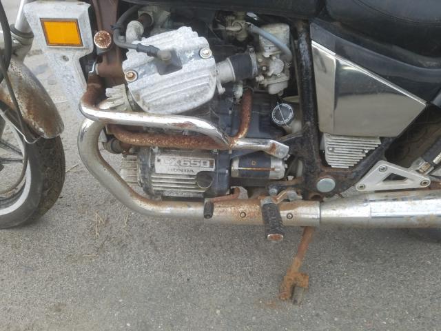 JH2RC110XDM007000 - 1983 HONDA CX650 C  ფოტო 7