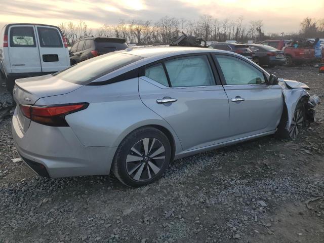 1N4BL4DV2MN337426 - 2021 NISSAN ALTIMA SV SILVER photo 3