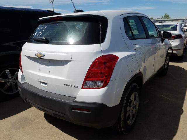 KL7CJKSB8GB541913 - 2016 CHEVROLET TRAX LS  photo 4