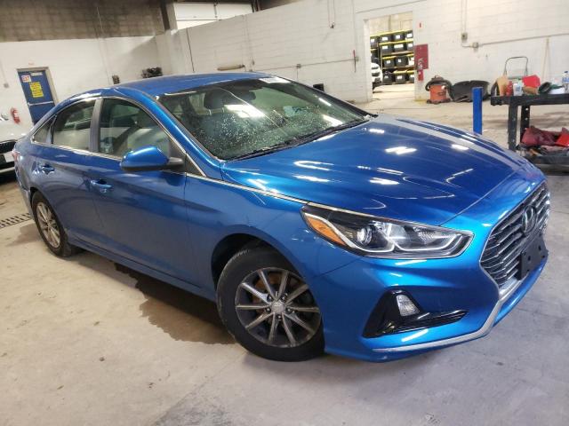 5NPE24AF7KH773063 - 2019 HYUNDAI SONATA SE BLUE photo 4