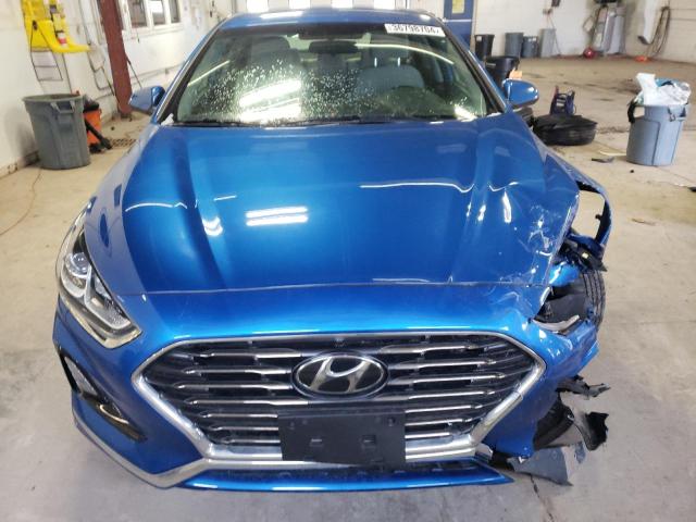 5NPE24AF7KH773063 - 2019 HYUNDAI SONATA SE BLUE photo 5