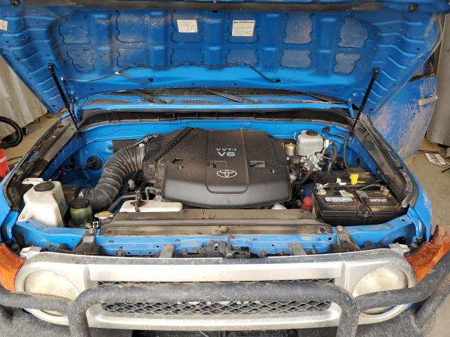 JTEZU11F270003668 - 2007 TOYOTA FJ CRUISER BLUE photo 12