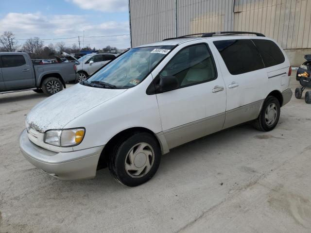 2000 TOYOTA SIENNA LE, 