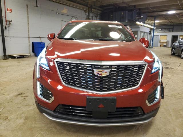 1GYKNDRS7NZ111079 - 2022 CADILLAC XT5 PREMIUM LUXURY BURGUNDY photo 5