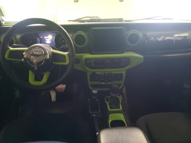 1C4HJXEN7JW286991 - 2018 JEEP WRANGLER U SAHARA GREEN photo 8