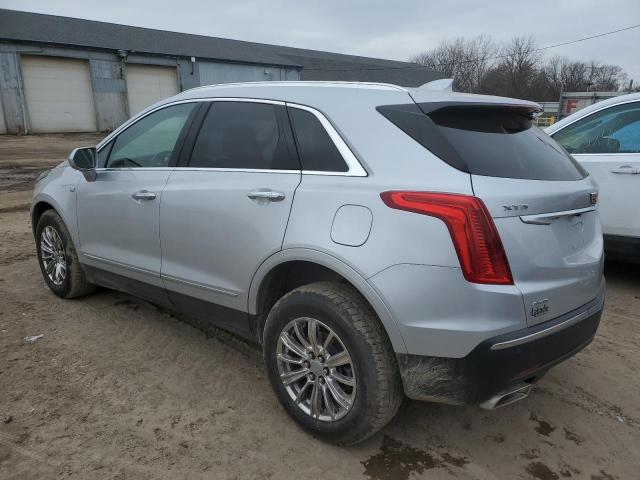 1GYKNDRS3JZ124423 - 2018 CADILLAC XT5 LUXURY SILVER photo 2