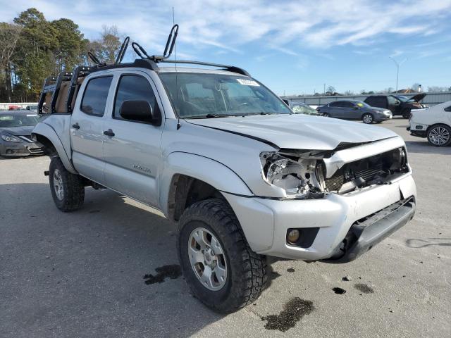 3TMLU4EN7DM130146 - 2013 TOYOTA TACOMA DOUBLE CAB SILVER photo 4