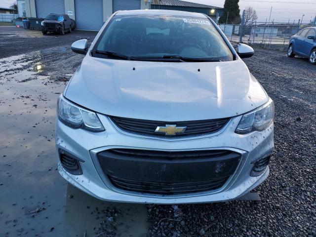 1G1JB5SH0J4110869 - 2018 CHEVROLET SONIC LS SILVER photo 5