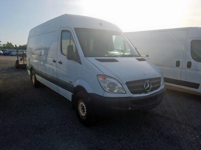 WD3PE8CB0B5570270 - 2011 MERCEDES-BENZ SPRINTER 2500  photo 1