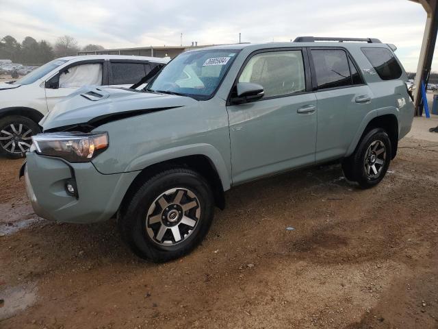 JTERU5JR5P6095664 - 2023 TOYOTA 4RUNNER SE GREEN photo 1