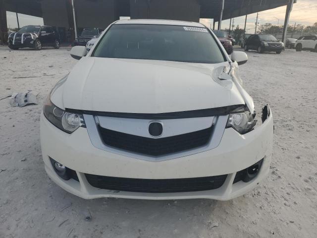 JH4CU2F67AC000035 - 2010 ACURA TSX WHITE photo 5