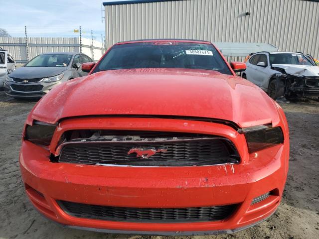 1ZVBP8EM7D5202712 - 2013 FORD MUSTANG RED photo 5