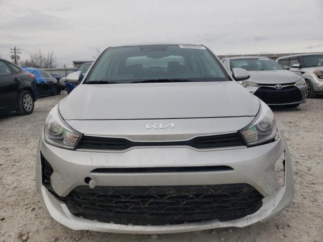 3KPA24AD7PE590268 - 2023 KIA RIO LX SILVER photo 5