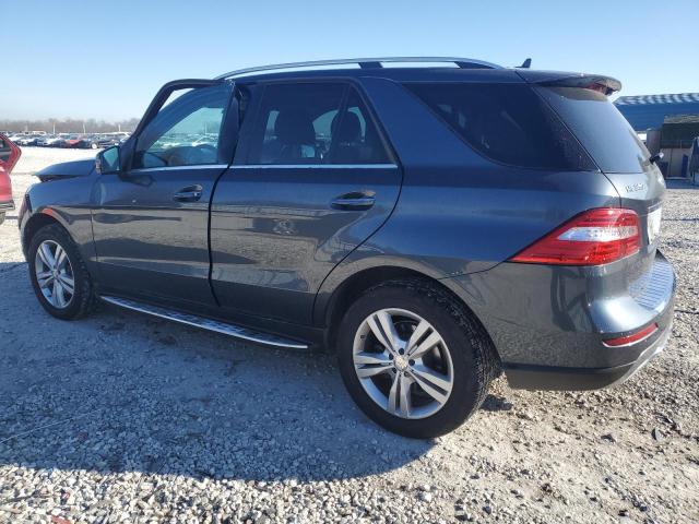 4JGDA5HB8DA249224 - 2013 MERCEDES-BENZ ML 350 4MATIC GRAY photo 2