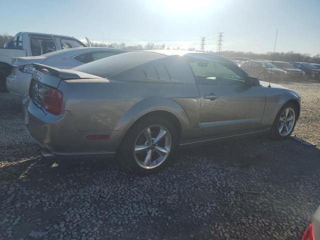 1ZVHT82H985137106 - 2008 FORD MUSTANG GT SILVER photo 3