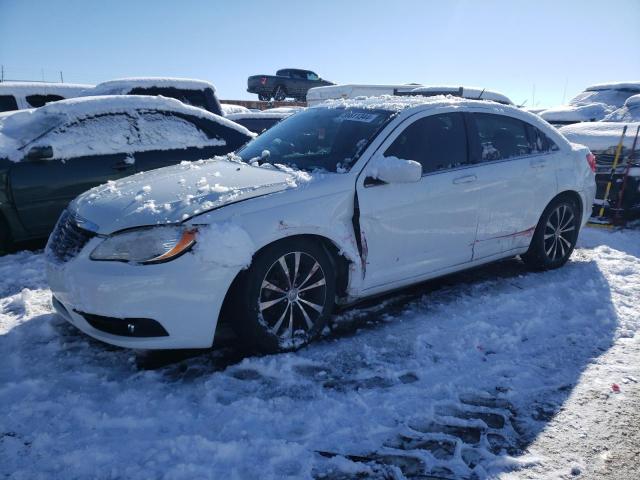 2014 CHRYSLER 200 LIMITED, 