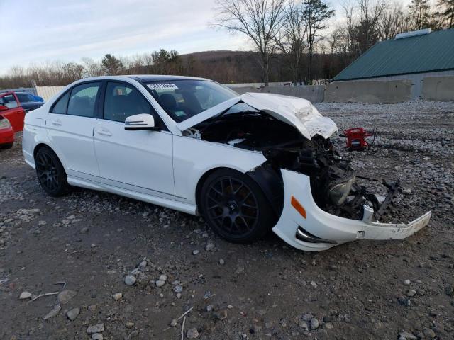 WDDGF8AB9DR243230 - 2013 MERCEDES-BENZ C 300 4MATIC WHITE photo 4