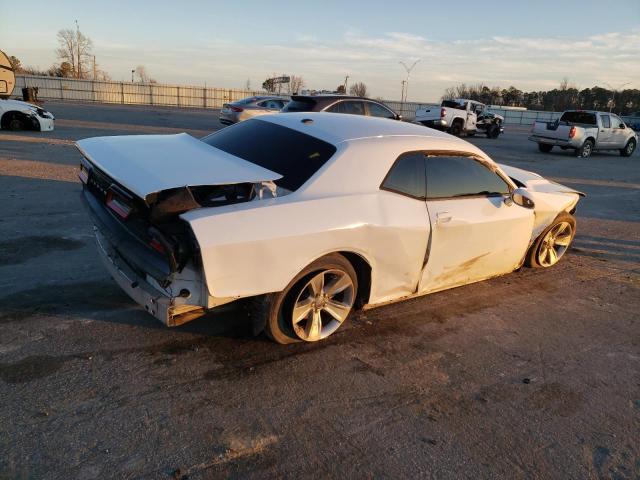 2C3CDZAG2GH184188 - 2016 DODGE CHALLENGER SXT WHITE photo 3