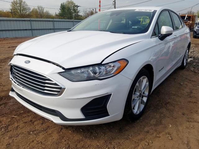 3FA6P0LU3KR240642 - 2019 FORD FUSION SE  photo 2