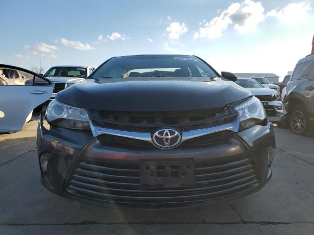 4T4BF1FK1FR464343 - 2015 TOYOTA CAMRY LE BLUE photo 5