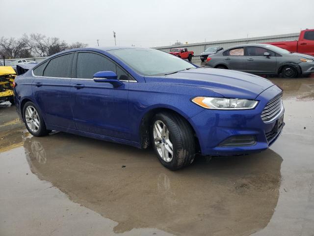 1FA6P0H72G5107058 - 2016 FORD FUSION SE BLUE photo 4