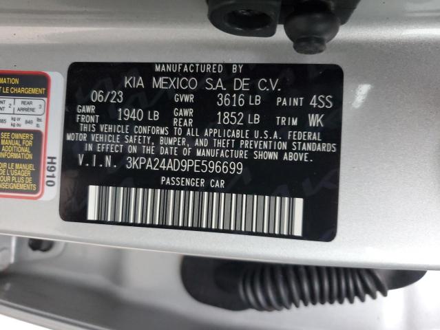 3KPA24AD9PE596699 - 2023 KIA RIO LX SILVER photo 12