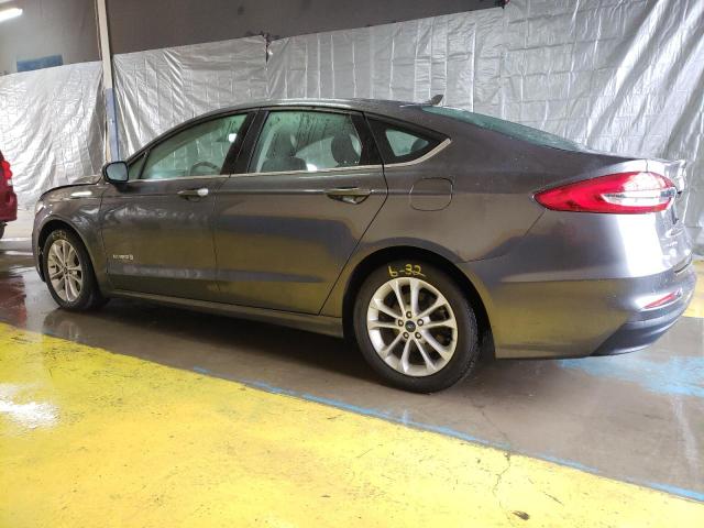 3FA6P0LU3KR199834 - 2019 FORD FUSION SE GRAY photo 2